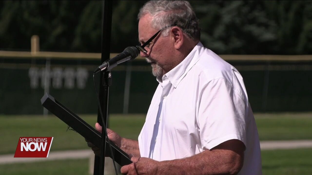 Village of Bluffton unveils Elbert Dubenion Drive by University